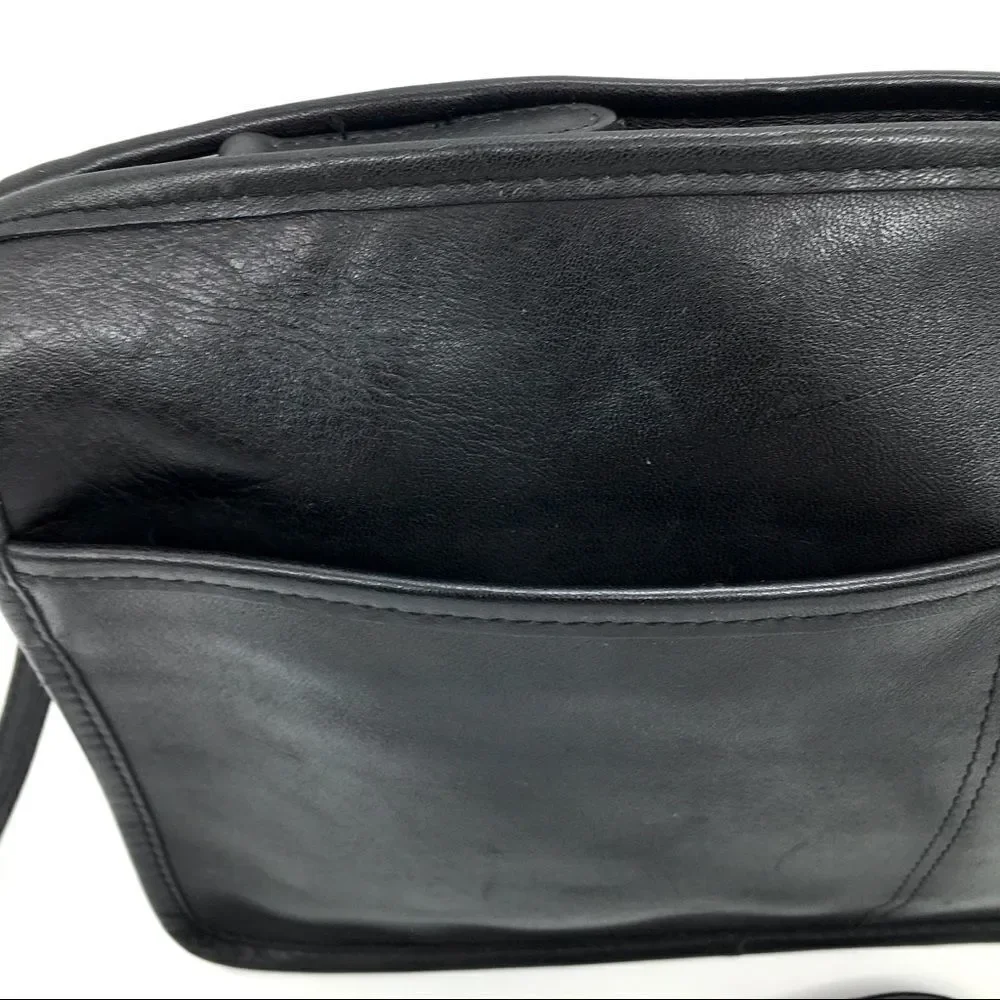 Vintage Almondo Classic Black Leather Shoulder Bag Purse
